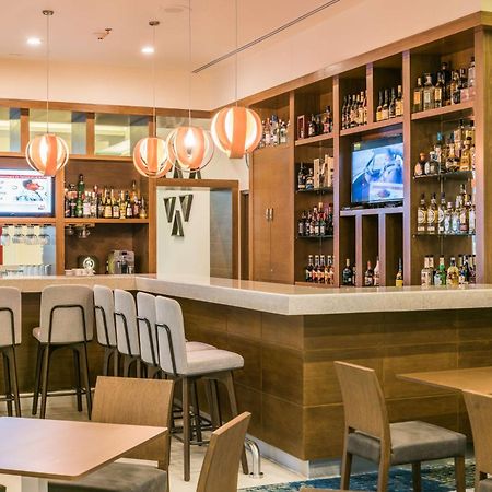 Hampton Inn & Suites By Hilton Salamanca Bajio Exteriér fotografie