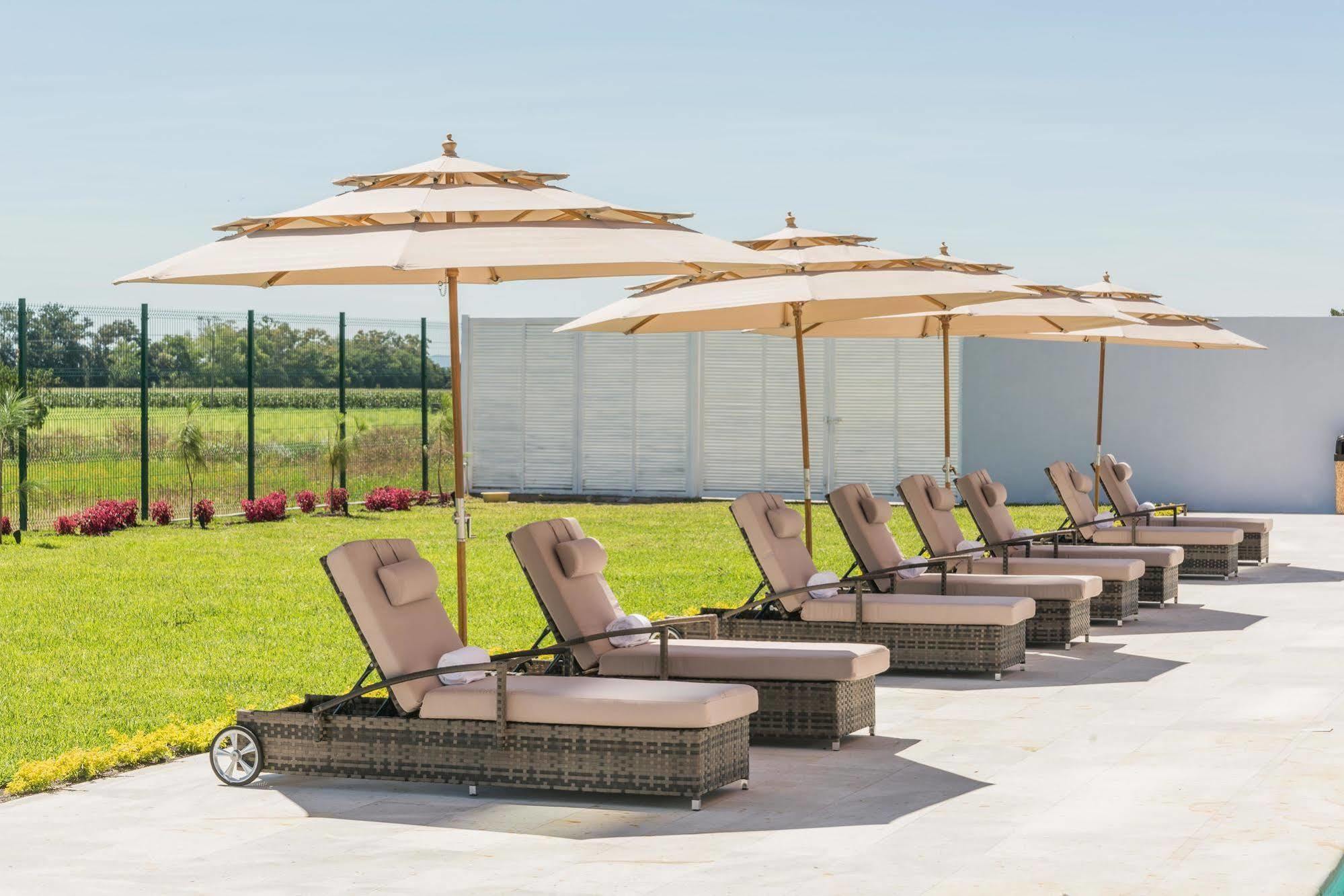 Hampton Inn & Suites By Hilton Salamanca Bajio Exteriér fotografie